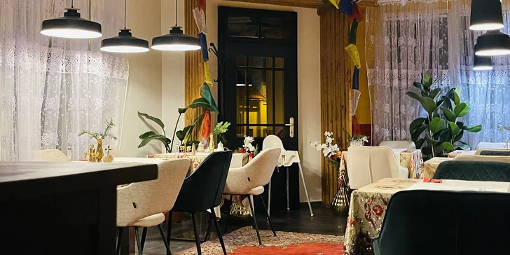 Nepálské degustační menu pro 1 i 2 osoby: špíz, polévka, Thali i nápoj