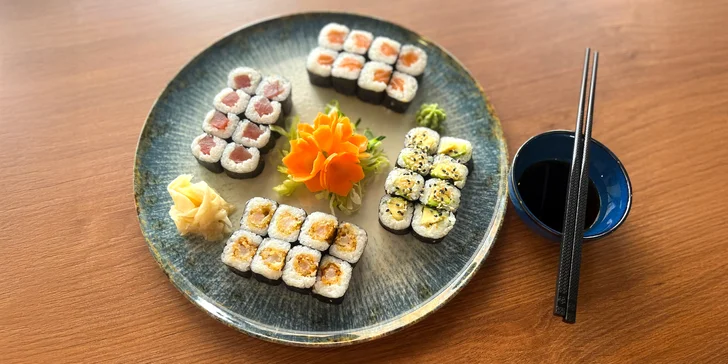 Sushi sety v restauraci YOMY sushi: maki i nigiri s lososem, tuňákem či krevetami, 24–62 ks
