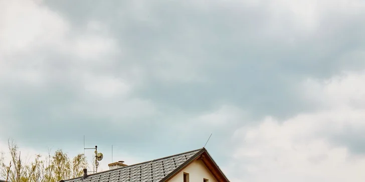 Historická vila u přehrady Les Království a blízko Dvora Králové, snídaně v ceně