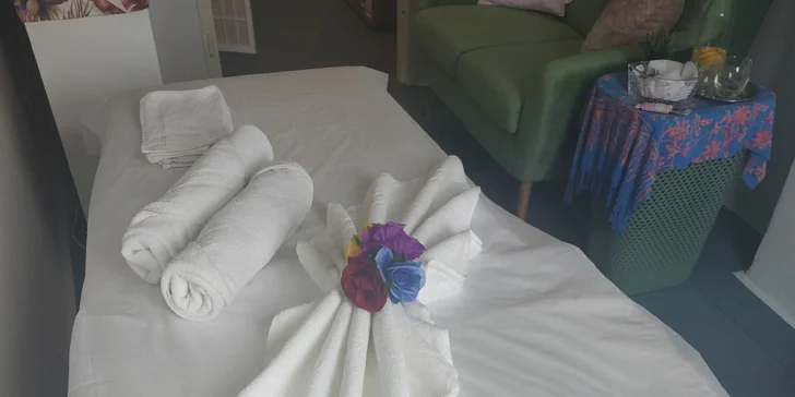 Uvolnění a relax pro celé tělo: klasická, havajská Lomi Lomi či liftingová masáž pro omlazení pleti
