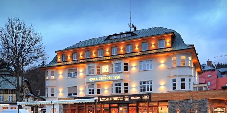 Pobyt v historickém hotelu v centru Špindlerova Mlýna se snídaní či polopenzí