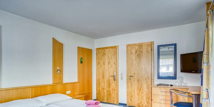 Tyrolský Ötztal: hotel s neomezeným wellness a polopenzí, koupání v horském jezeře