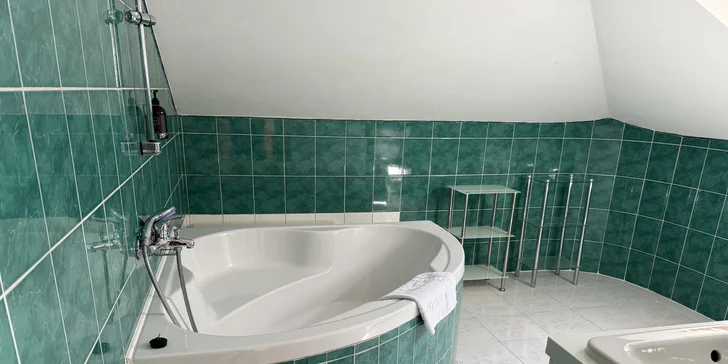 Příjemný pobyt na pražském Andělu se snídaní či polopenzí
