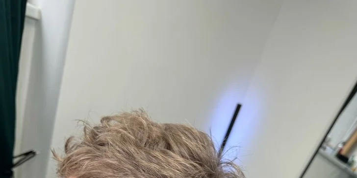 Zajděte do barberu: Klasický střih nebo střih strojkem i úprava vousů