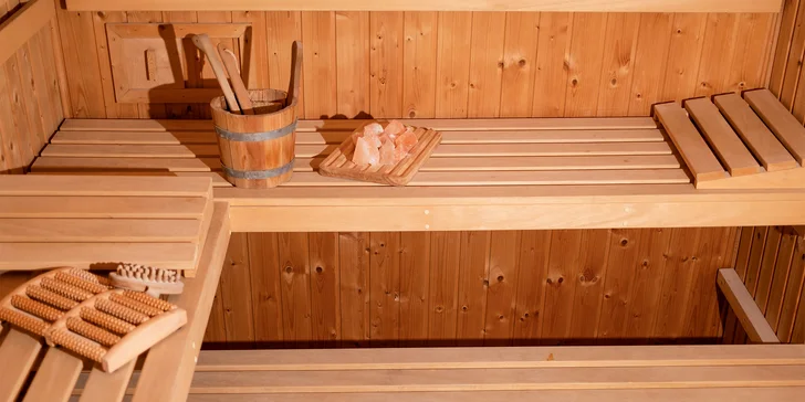Relaxace a péče o tělo i duši: privátní wellness pro 2 až 4 osoby, bazén, sauna i televize