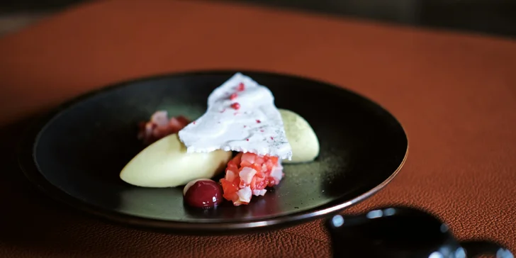 Degustační smoukované menu o 5 chodech v River's smokelab pro 2 osoby