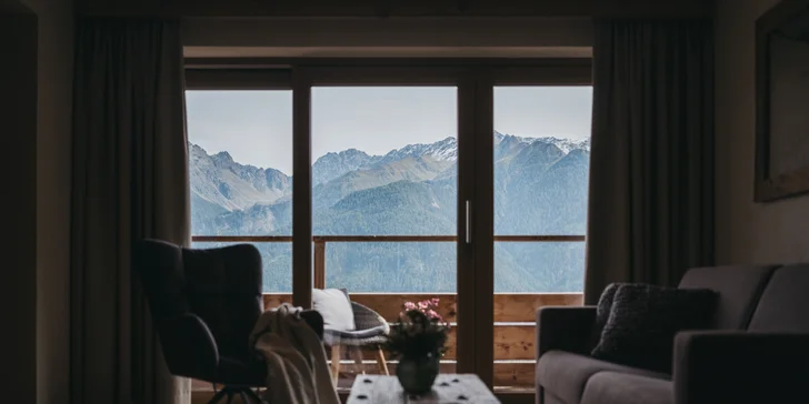 Luxusní dovolená v Alpách: 4* apartmány se snídaní a polopenzí, wellness, letní karta výhod