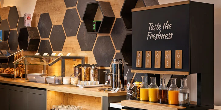 Moderní hotel v historickém centru Lipska se snídaní pro 1 nebo 2 osoby