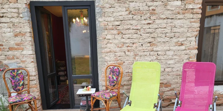 Masáž, zábal a kameny nebo privátní sauna s občerstvením až pro 4 osoby