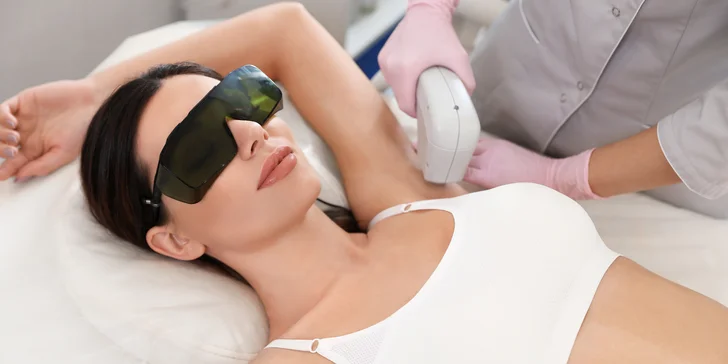 Hladká pokožka bez námahy: laserová epilace partie dle výběru