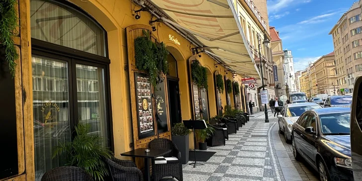 Jihoamerické Churrasco Rodízio připravené na ohni pro 2 osoby v restauraci La Casa Latina