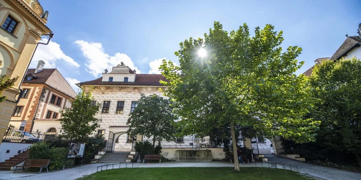 Perla Českého Krumlova: pobyt v centru města se snídaní a bazénem