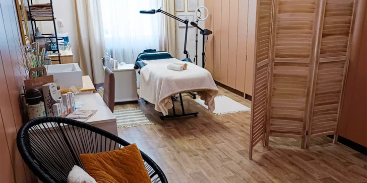 Podmanivý pohled i zářivá pleť: prodloužení a lifting řas, laminace obočí i carboxy terapie