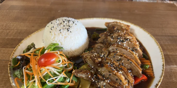 Vietnam pro dva: závitky, kachna či Bún bò Nam Bộ a smažené ovoce