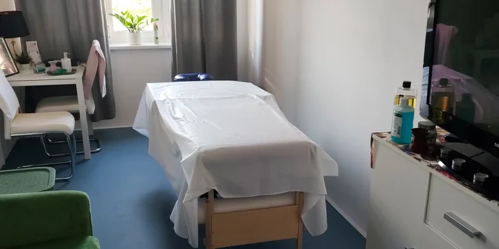 Uvolnění a relax pro celé tělo: klasická, havajská Lomi Lomi či liftingová masáž pro omlazení pleti