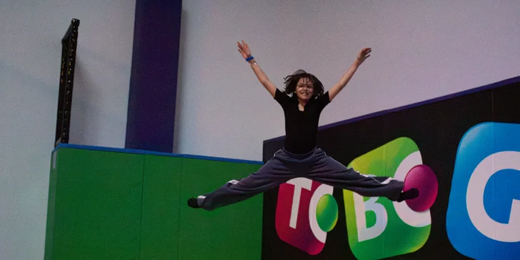 Vstup na 60 minut do trampolínového světa Toboga AirJump! v Brně