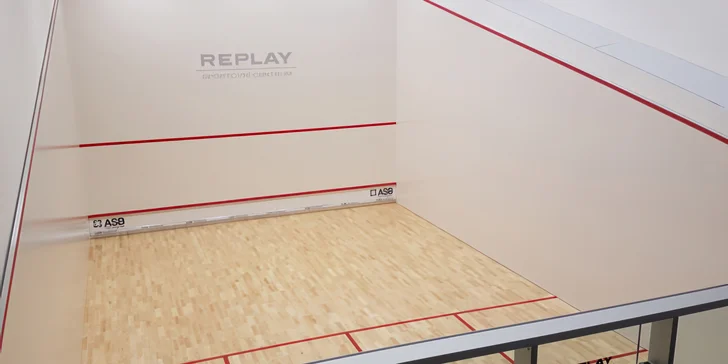 1 hodina pronájmu squashového kurtu ve sportovním centru Replay