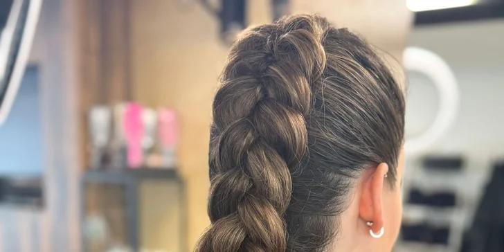 Střihněte si změnu: střih pro všechny délky vlasů, melír i balayage