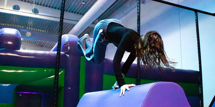 Vstup na 60 minut do trampolínového světa Toboga AirJump! v Brně