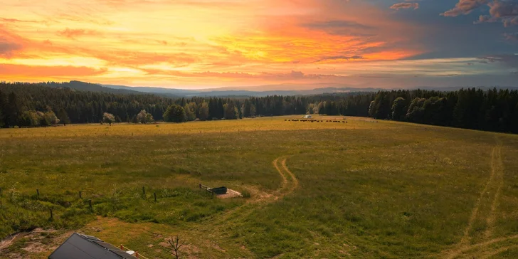 Schovejte se před ruchem měst: krásný tiny house na samotě nedaleko Lipna