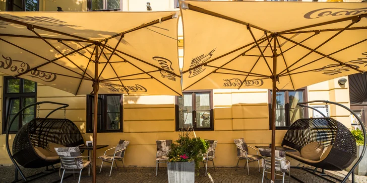 Pobyt ve 4* hotelu ve Slaném se snídaní i romantika se slavnostní večeří a wellness