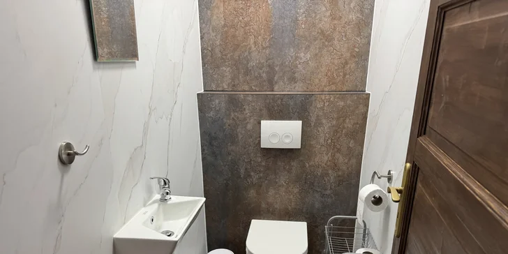 Komfortní apartmány přímo na pláži u Vranovské přehrady: krytá terasa, lodičky i venkovní bazén