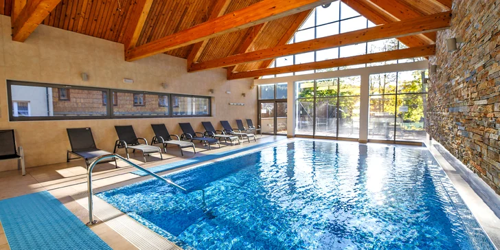 Relax i jídlo pro dva: celodenní vstup do wellness a poukaz do restaurace