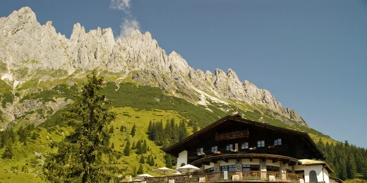 Třídenní zájezd k rakouským jezerům a na Dachstein: ubytování s polopenzí, bus, průvodce