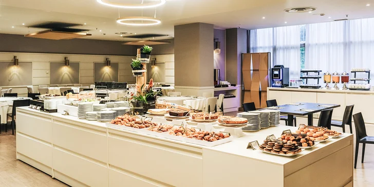 Verona: 4* hotel se snídaní či polopenzí vč. neomezeného fitness
