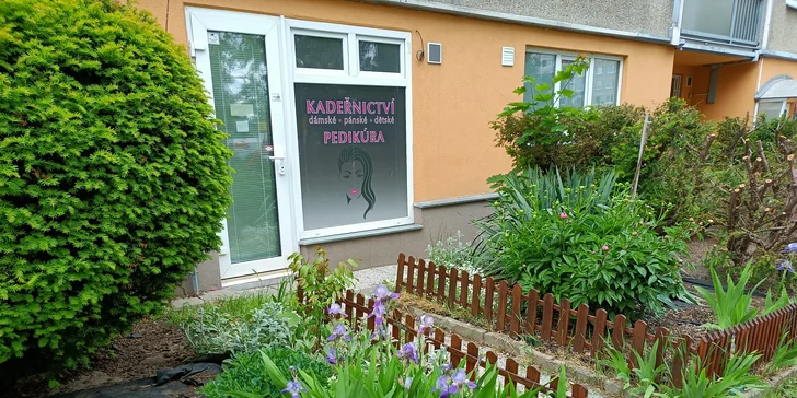 Ošetření pro aknózní pleť: hloubkové čištění vč. laserové biostimulace