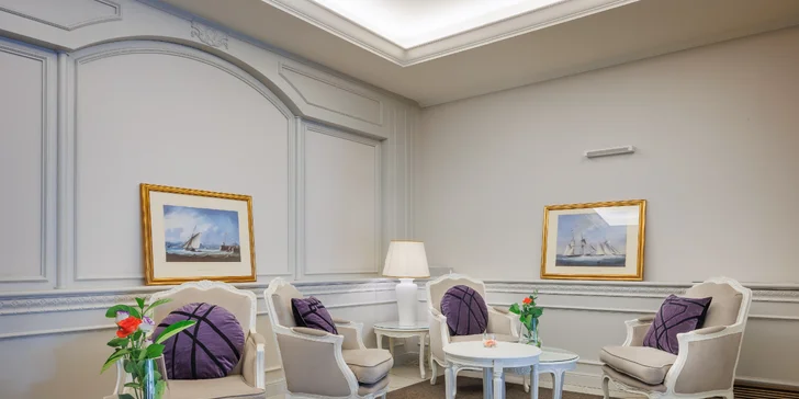 Rodinná dovolená v Rimini: 4* hotel se snídaní, bazénem a vířivkou, přímo u pláže