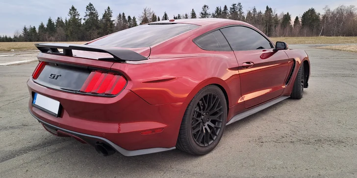 Pronájem ikonického amerického vozu Ford Mustang GT 500: na 6, 12, 24 i 48 hodin