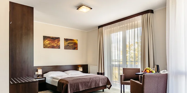 Hurá na Balt: 3* hotel u jezera Jamno, snídaně i polopenze, neomezený wellness, akce 2 děti zdarma