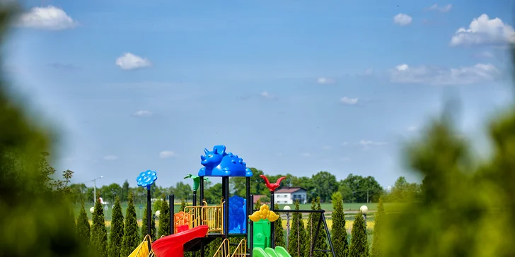 Rodinný pobyt u Energylandie: domek pro 6 osob, wellness zóna a vstup do zábavního Fantazja Parku