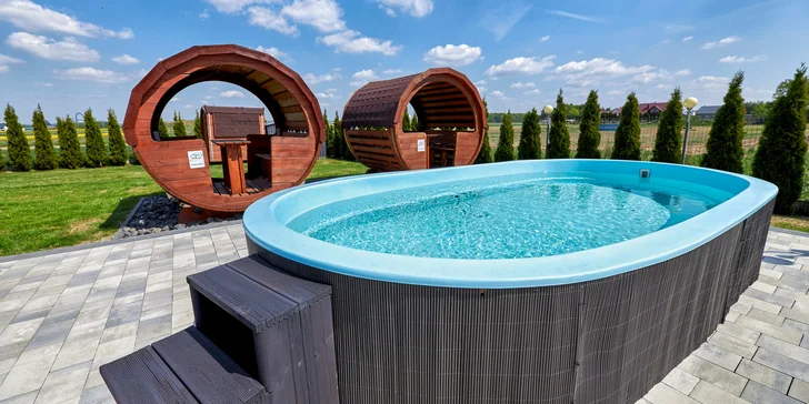Rodinný pobyt u Energylandie: domek pro 6 osob, wellness zóna a vstup do zábavního Fantazja Parku