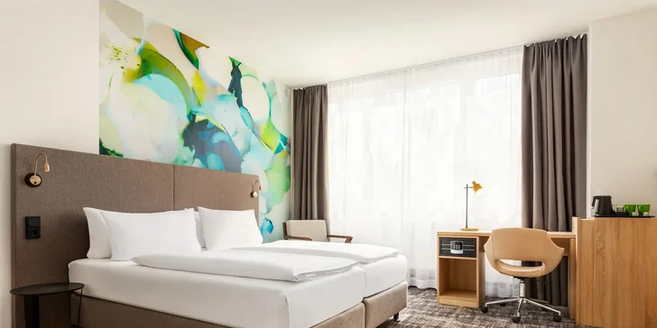 Pobyt v srdci Mnichova: moderní hotel se snídaní i dítě 13,9 let zdarma