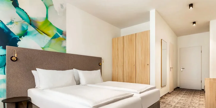 Pobyt v srdci Mnichova: moderní hotel se snídaní i dítě 13,9 let zdarma