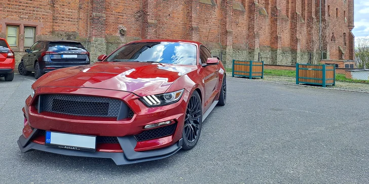 Zážitková jízda Fordem Mustang GT 500 v Ostravě či Olomouci: jako řidič či spolujezdec, 15–⁠⁠⁠⁠⁠⁠60 minut