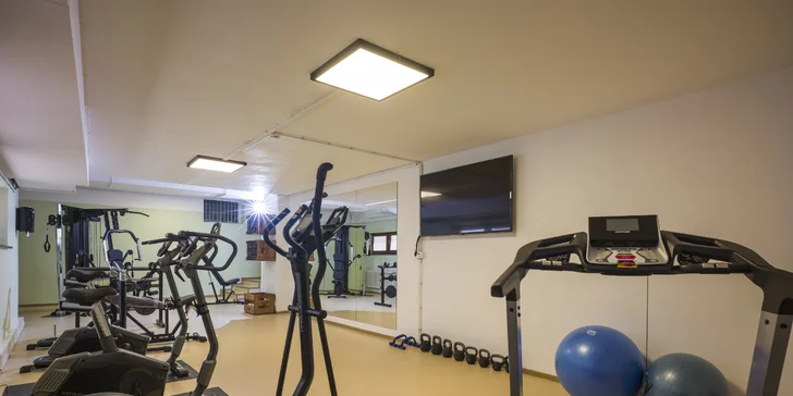 Aktivní dovolená i relax v Rakousku: hotel se snídaní a polopenzí, wellness, sport i výlety