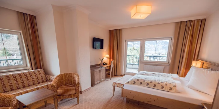 Tyrolsko: 4* hotel s polopenzí plus a neomezeným vstupen do bazénů a saun