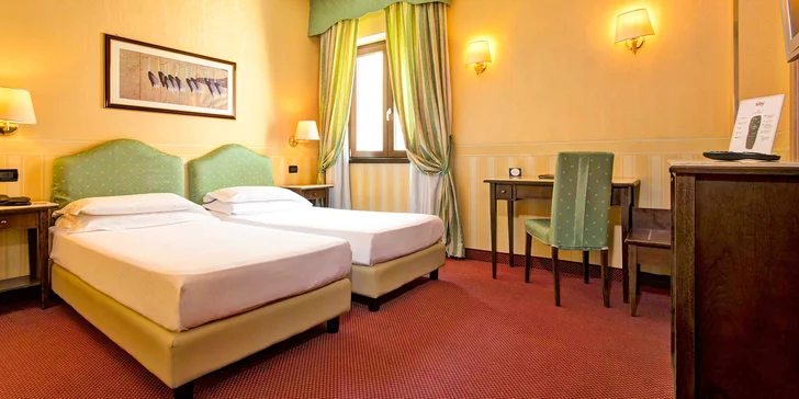 Dovolená v Itálii: hotel kousek od Benátek, snídaně i lahev vína