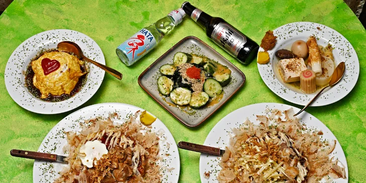 Autentické japonské menu v tradiční hospodě: rybí vývar, okonomiyaki i nápoj