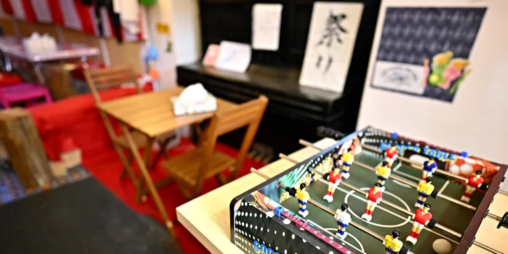 Autentické japonské menu v tradiční hospodě: rybí vývar, okonomiyaki i nápoj