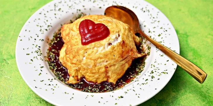 Autentické japonské menu v tradiční hospodě: rybí vývar, okonomiyaki i nápoj