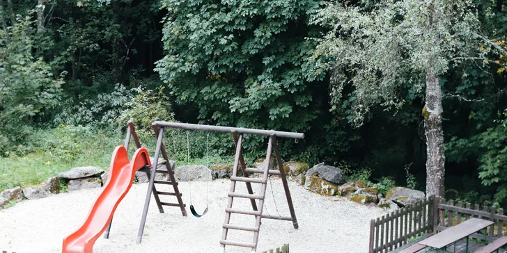 Dovolená v přírodě Jizerek pro dva i rodinu: plná penze a neomezený wellness