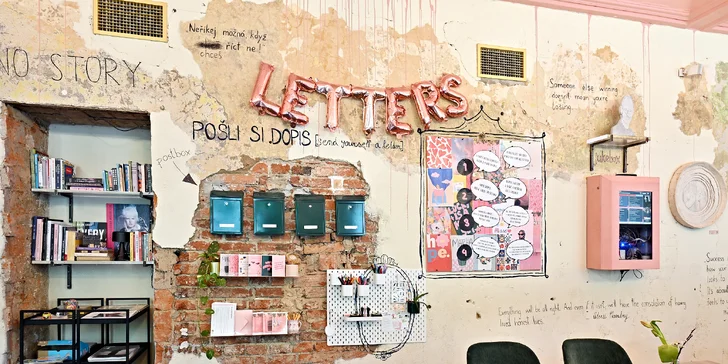 Snídaňové menu v Corner Stories: všední dny a víkendy, nápoje, vajíčka i lívance