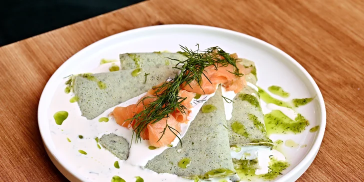 Snídaňové menu v Corner Stories: všední dny a víkendy, nápoje, vajíčka i lívance
