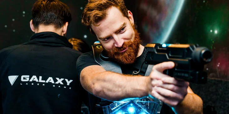 Akce a zábava: laser game pro 1–10 osob v moderní pražské aréně vč. možnosti mít arénu pro sebe