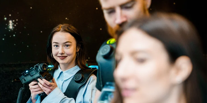 Akce a zábava: laser game pro 1–10 osob v moderní pražské aréně vč. možnosti mít arénu pro sebe