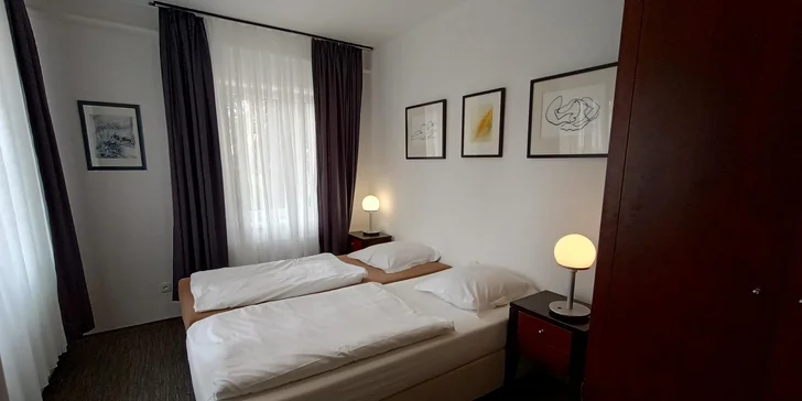 Apartmány se 2 nebo 3 ložnicemi v klidné části Karlových Varů